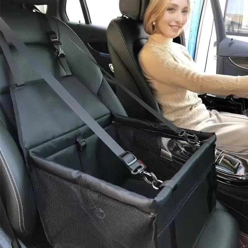 Siège de Sécurité Pliable pour Voiture pour Animaux de Compagnie P'tit Poilu en Sac