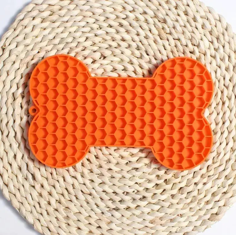 Bone Silicone Licking Dog Slow Food Mat P'tit Poilu en Sac